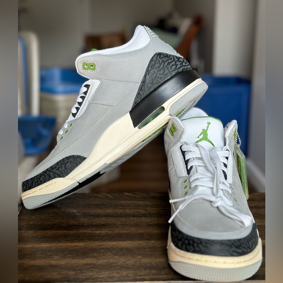 Jordan 3 retro chlorophyll